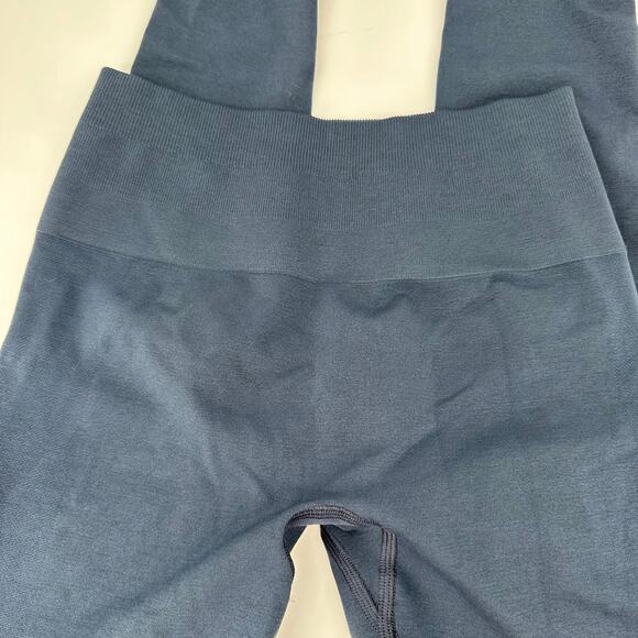 Alphalete Seamless Scrunch Amplify Navy Blue Leggings Womens Size XS Workout - Picture 8 of 15